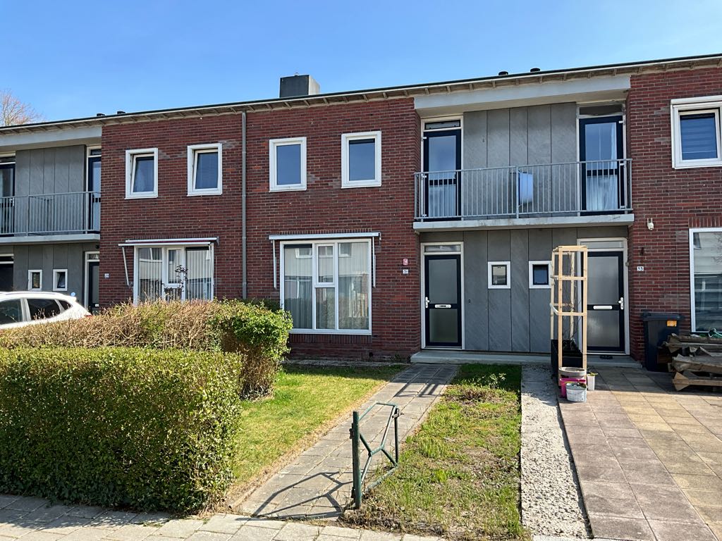 free-sector-houses for rent on Waalstraat 31