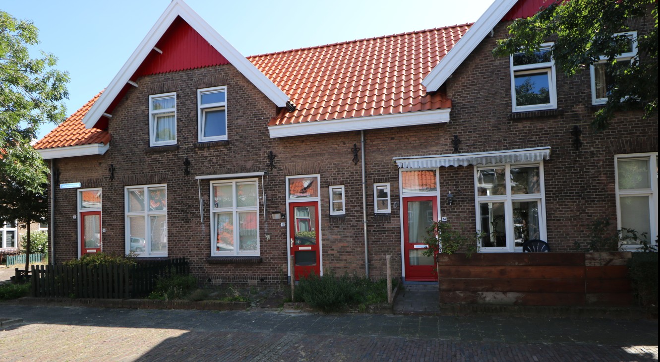 Hurgronjestraat 24