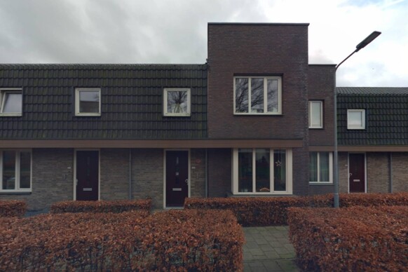 J.P.Coenstraat 8