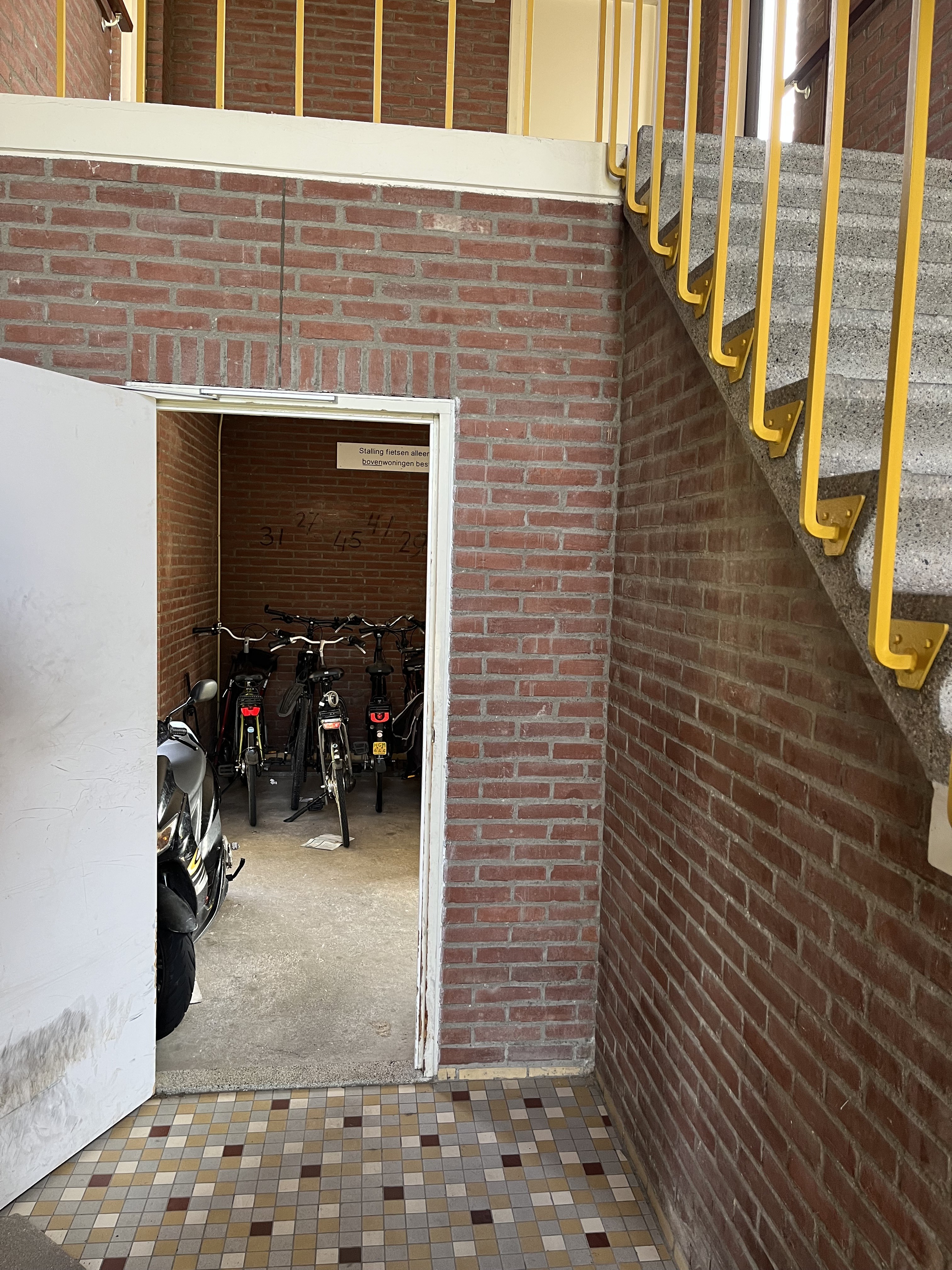 J.W. Schuurmanstraat 21