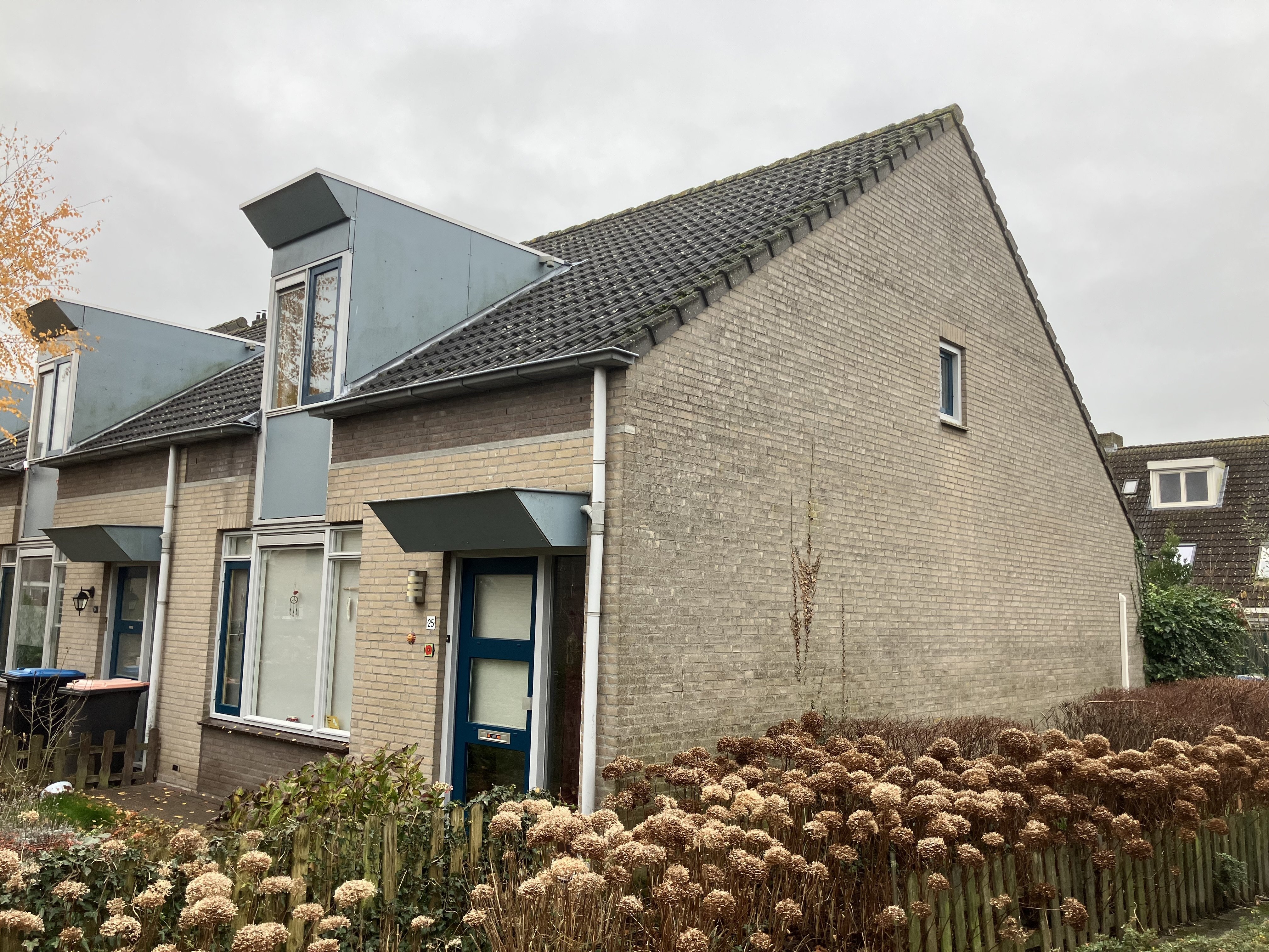 Pastoor Ermenstraat 25