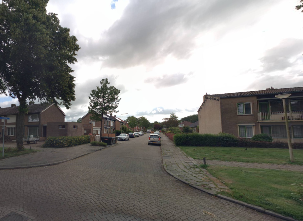 Burgemeester Elkhuizenlaan 32