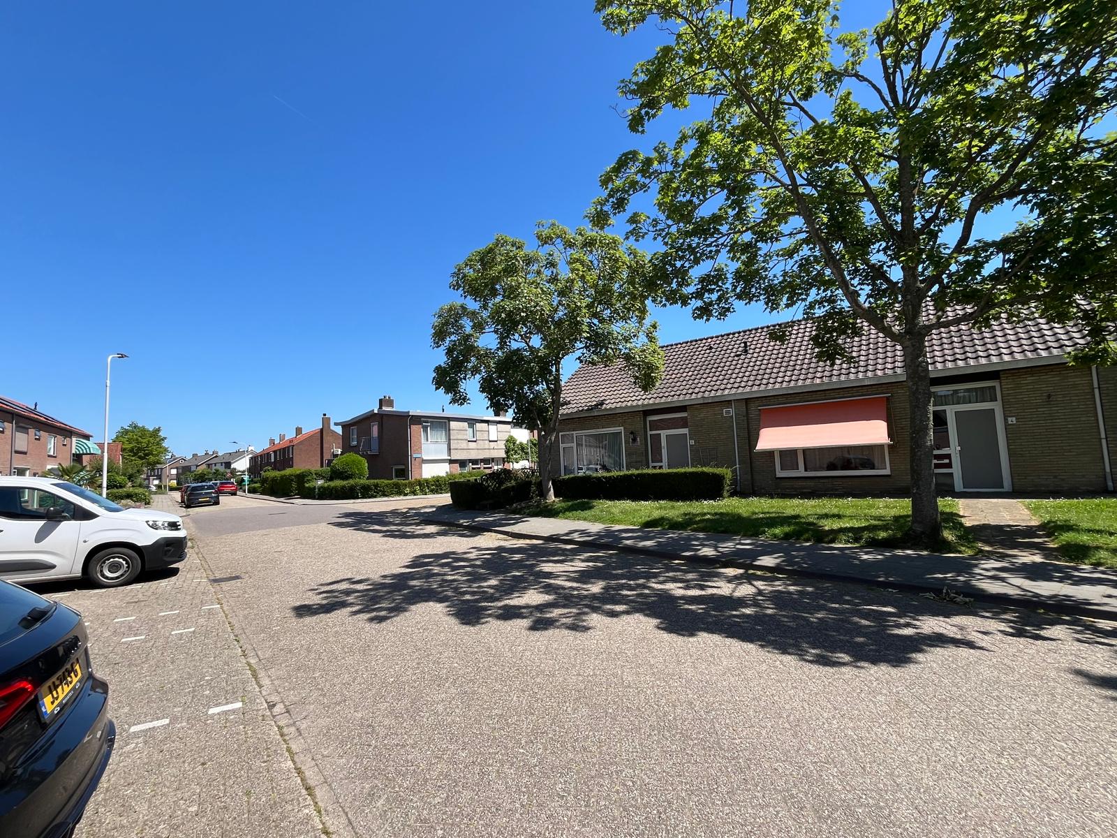 Prins Bernhardstraat 4
