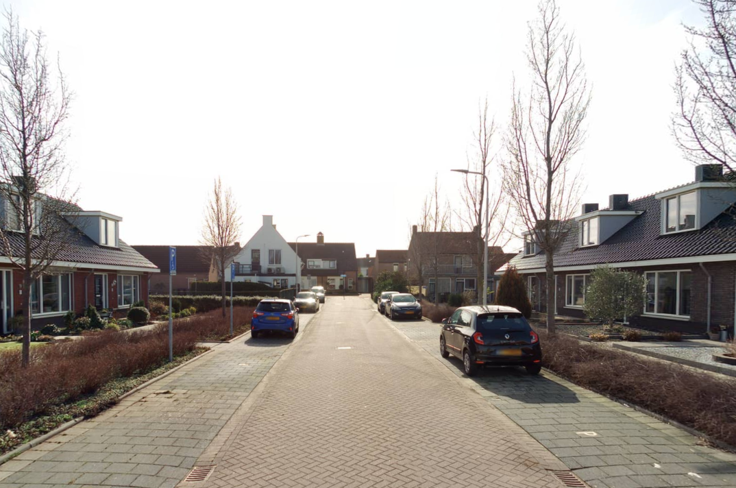 Vier-Meistraat 16